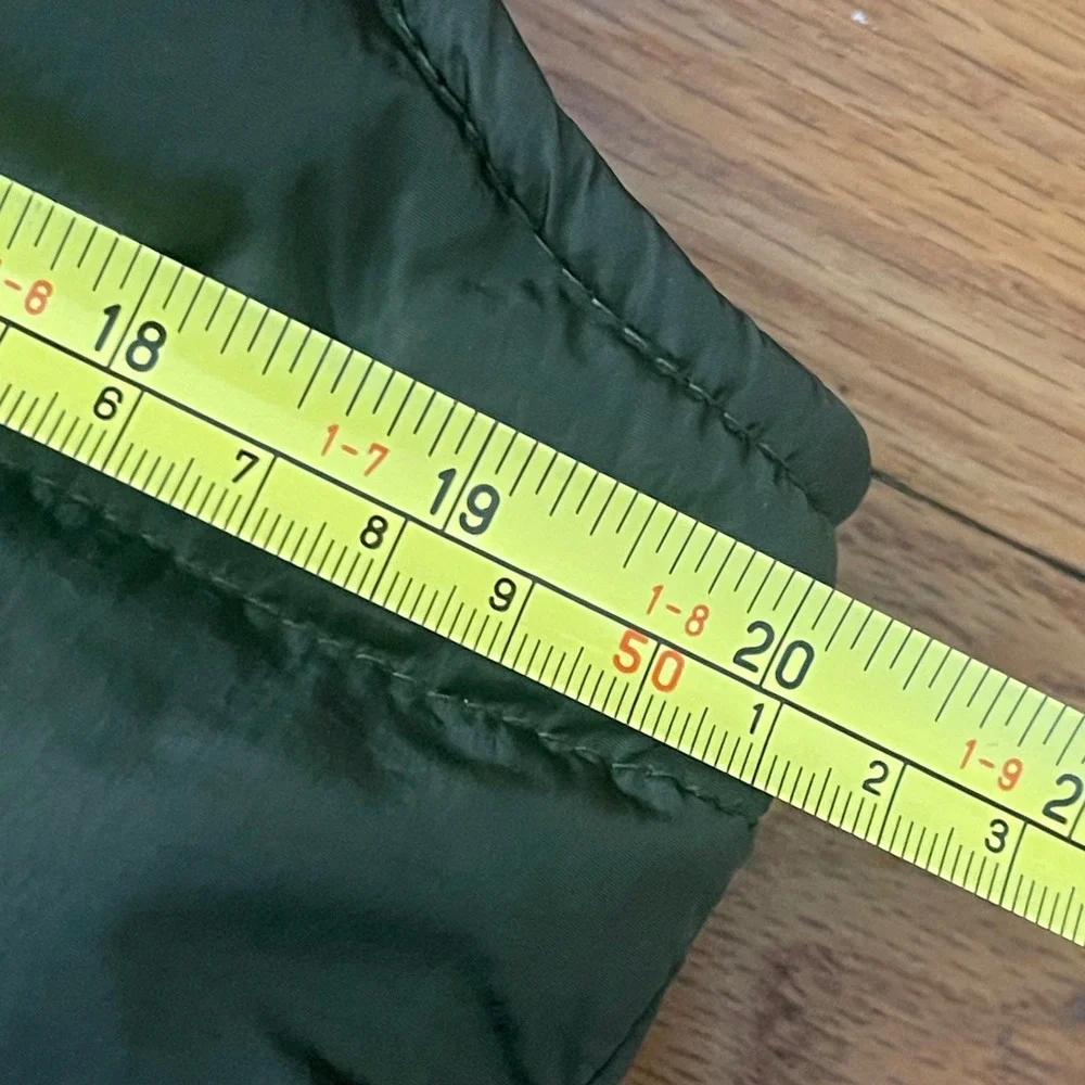 J.CREW Colorblock Puffer Vest with PrimaLoft Small Olive Green‎ Khaki NEW Sherpa